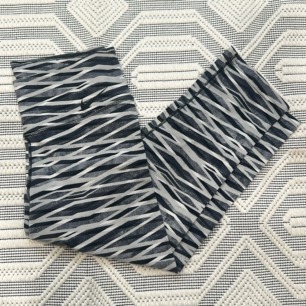 Nike Dri-Fit Crop Legging